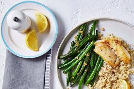 Pan-seared fish with garlicky green beans & quinoa