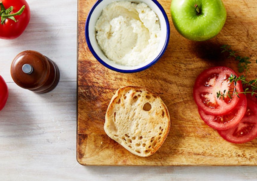 Ricotta & apple English muffin