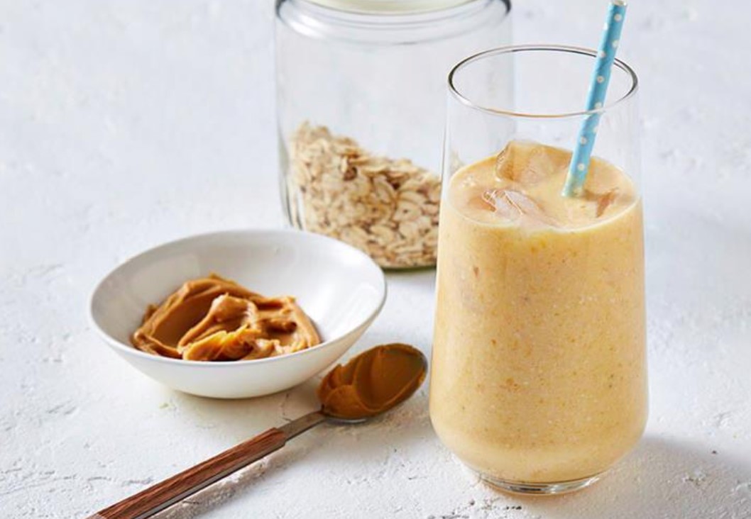 Creamy peach smoothie