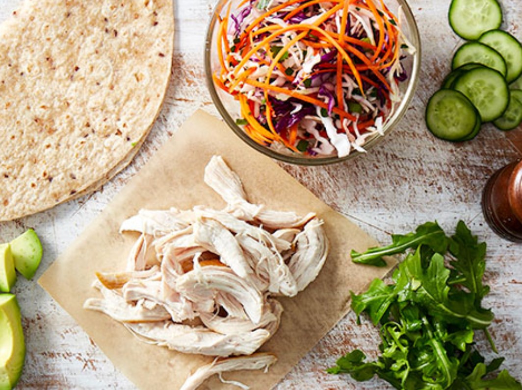 Basil chicken pita pocket